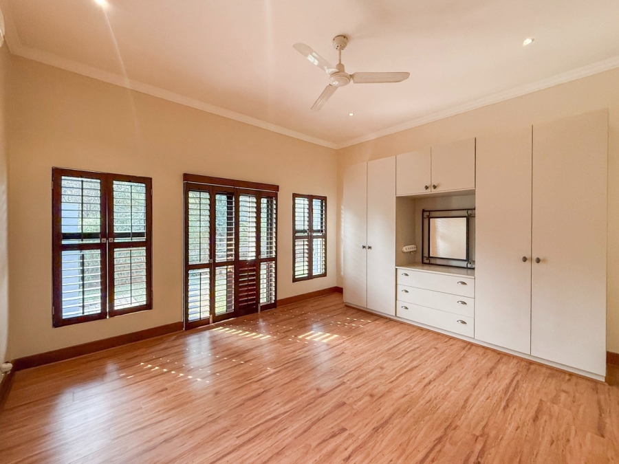 6 Bedroom Property for Sale in The Coves North West